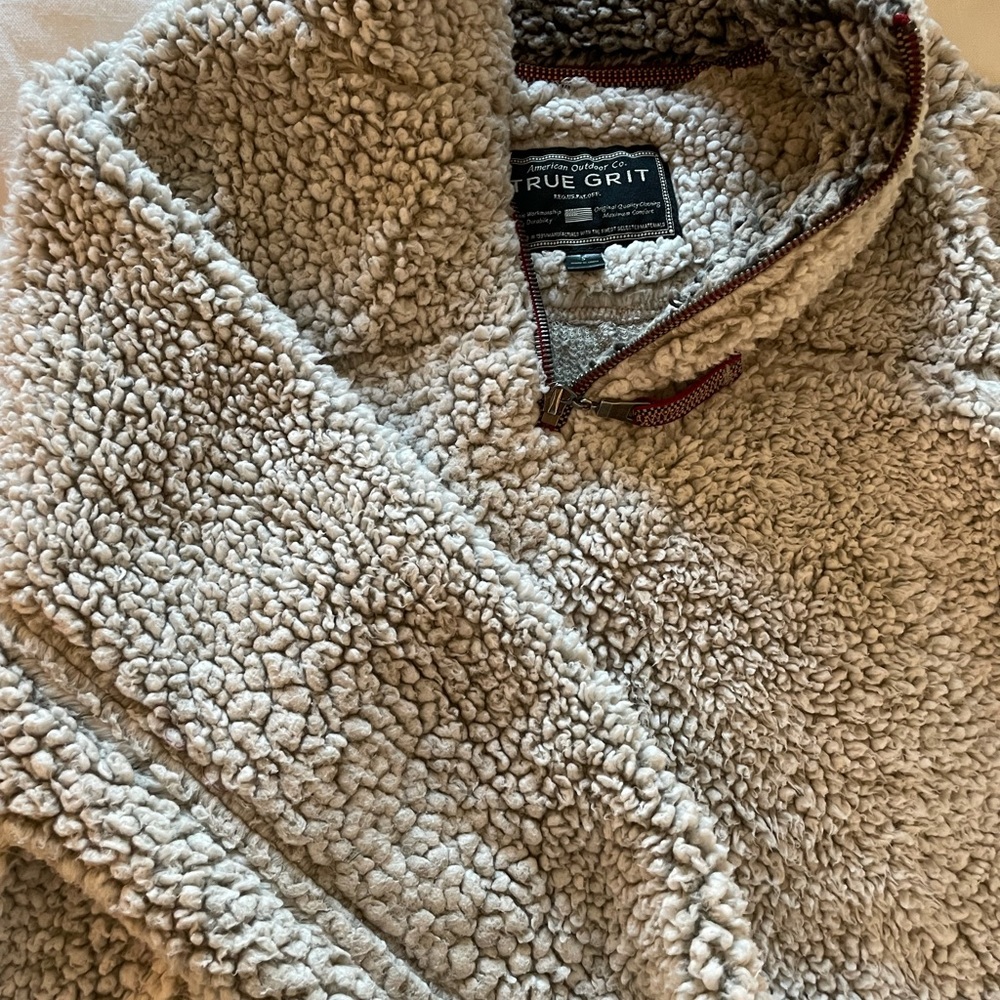 True grit pullover - Picture 3 of 3